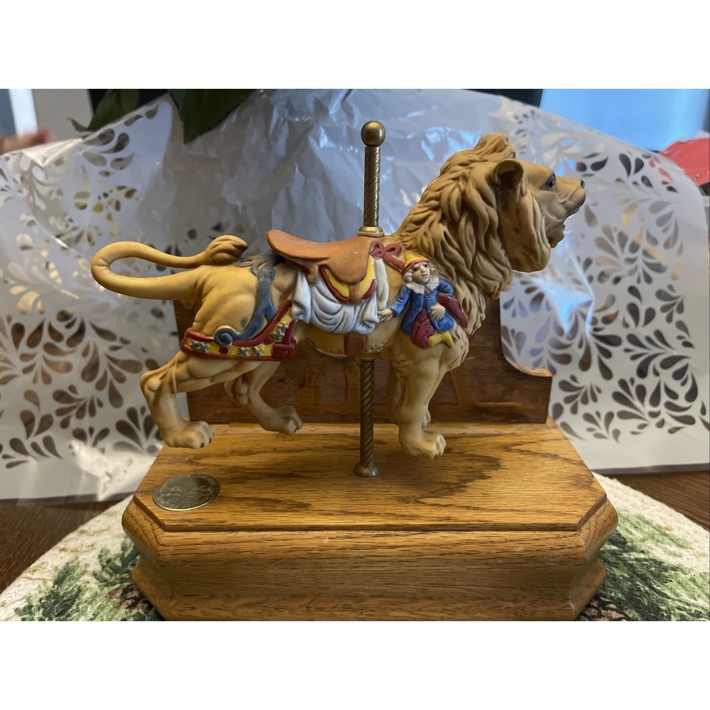 Willitts Designs Tobin Fraley Music Box Carousel Lion 528/9500 Limited Edition